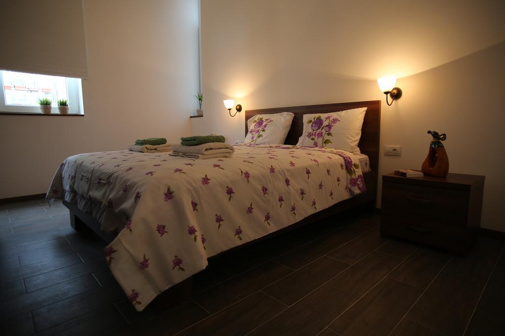 Del Toro Apartment Skopje Kamer foto
